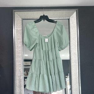 DRESS, small. Light soft green